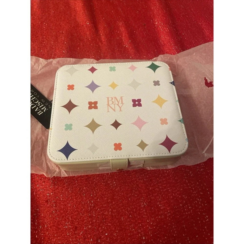 Badgley Mischka NWT Cream White Print, Travel, Jewelry Case